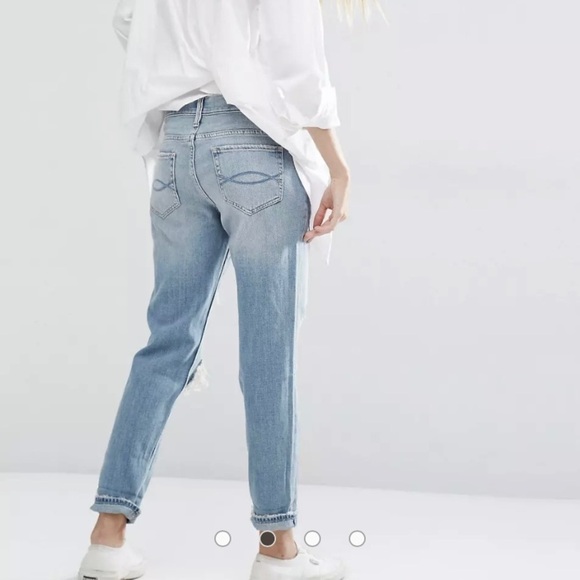 Abercrombie Sz 00 Ripped Front Boyfriend Jeans Mid Rise Distressed Non-Stretch - Picture 2 of 14